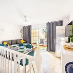 Caleta Apartment *