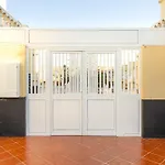 Caleta Apartment *