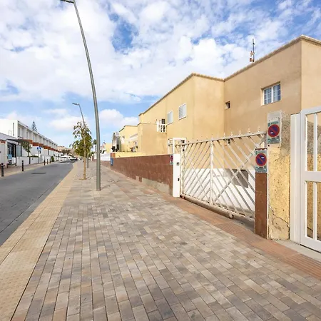 Caleta Appartement *